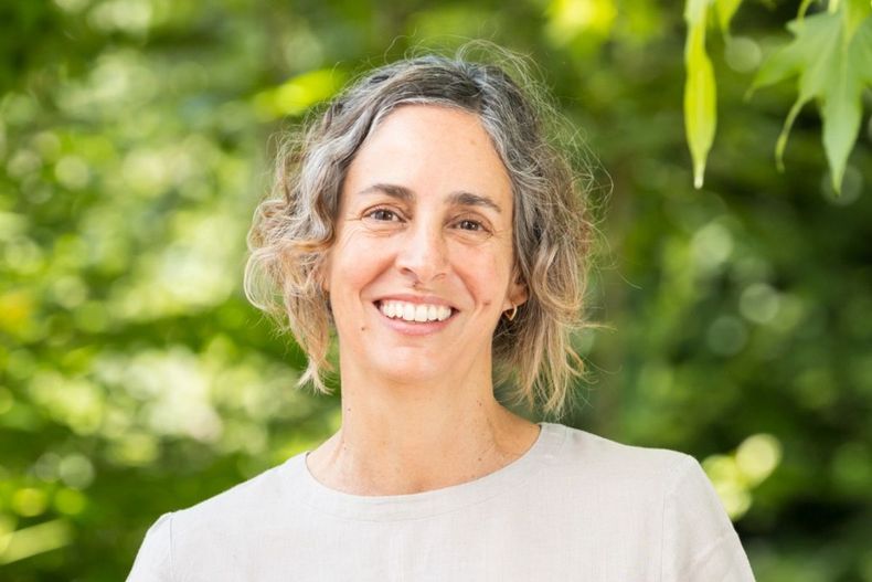 Su directora, Victoria Alonso, repasa los diez años del DRC en Chile y advierte sobre su uso indebido por parte de inmobiliarias: la sostenibilidad en juego.