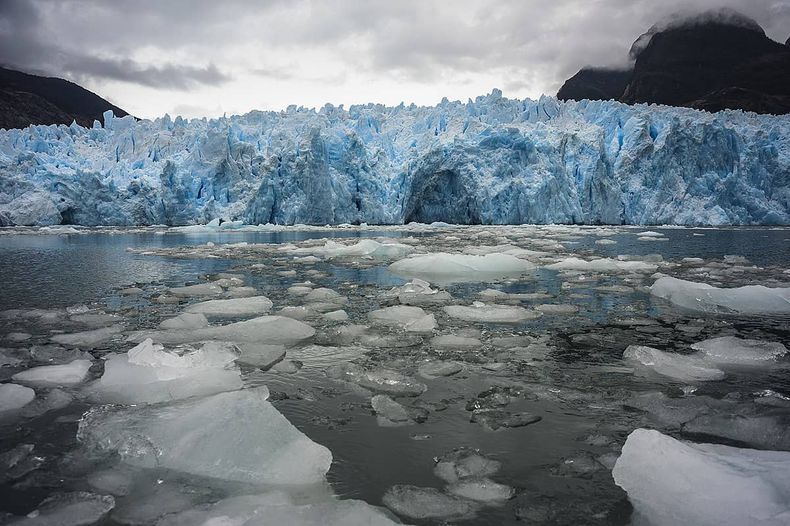 1200px Laguna_San_Rafael_1 1.jpg