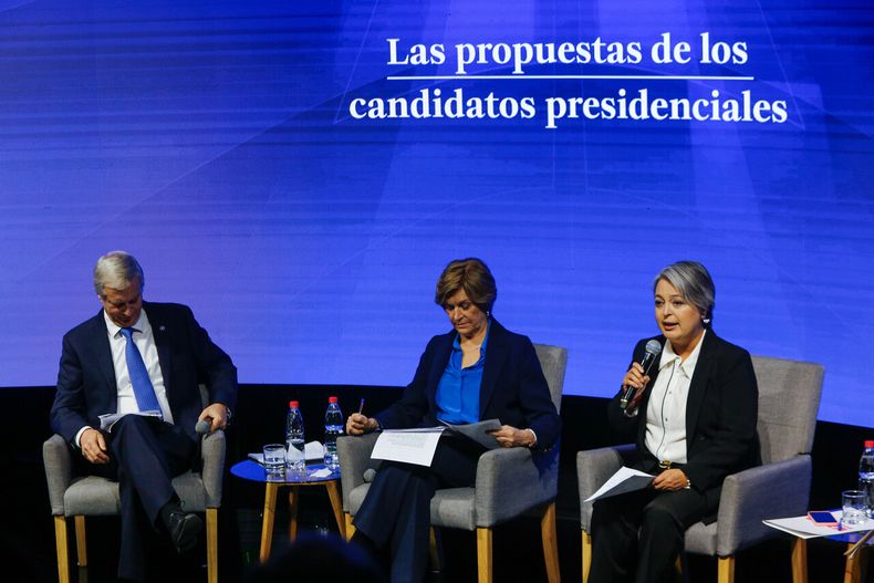20213 a uno 1674394.jpg