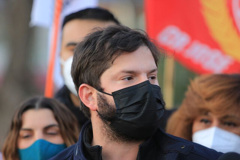 Boric 2.jpg