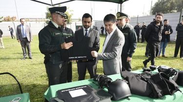 Más de $4 mil millones para Gendarmería: Incorporarán detectores de drogas y tecnología