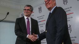 Exministro Nicolás Eyzaguirre es el candidato del gobierno para presidir el BID