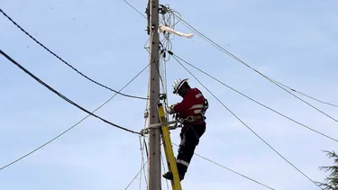 Cortes de luz en Santiago hoy jueves 5 de marzo: Revisa aquí si tu barrio tendrá o no electricidad
