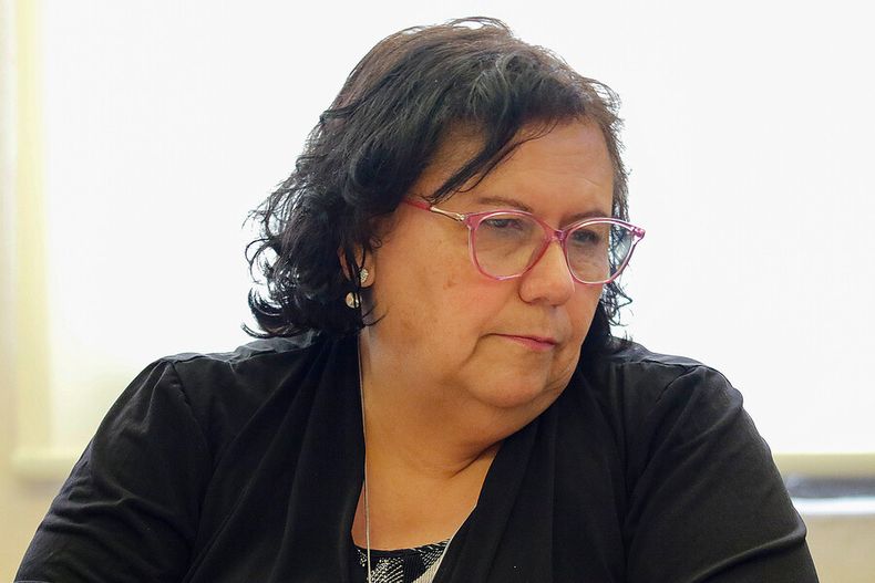 1373 lorena pizarro.jpg