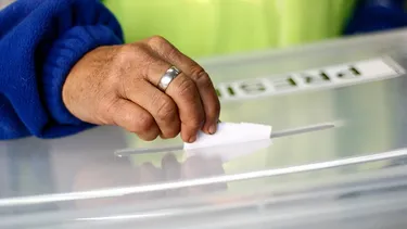 Oposición abandona el Senado tras ruptura de acuerdo con el gobierno por voto obligatorio