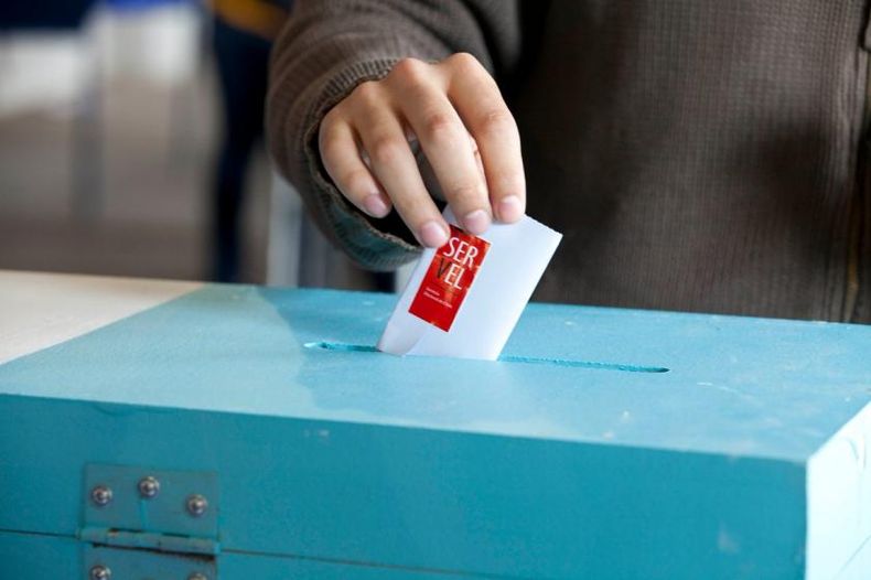 gobernador regional votacion.jpg