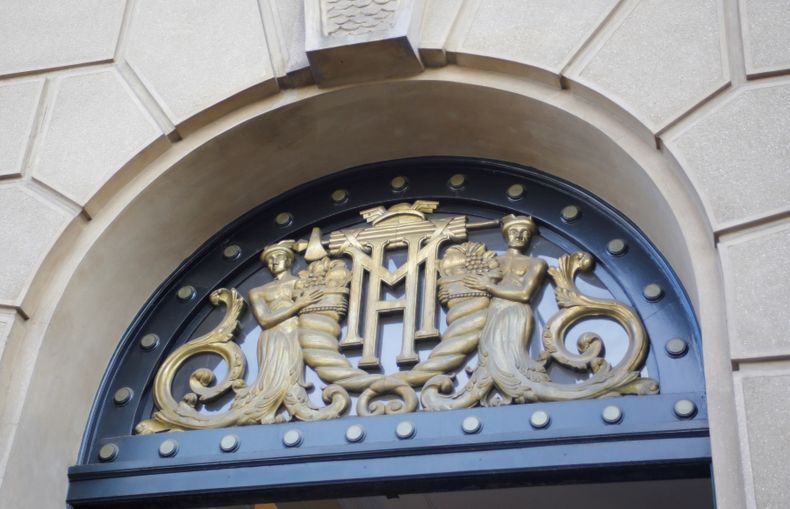 Ministerio de Hacienda.jpg