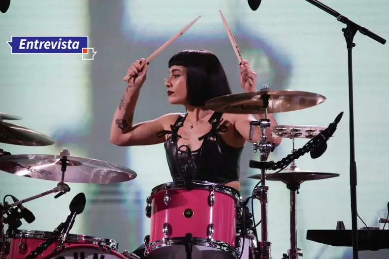 cancamusa tras su exito como solista y en los bunkers   comence a sentir que podia aportar algo a la sociedad .webp