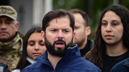Presidente visitó Alto Biobío afectado por sistema frontal: Prometimos que íbamos a volver