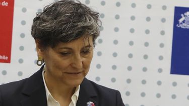 Fallo contra las isapres: El zapato chino que amenaza la continuidad de la ministra Aguilera