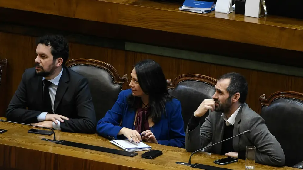 Motosierra ambiental del gobierno de Boric es despachada de la Cámara con rechazo del FA, sector del PS y abstención del PC