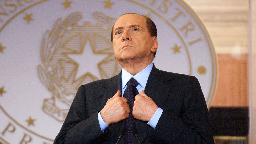 Silvio Berlusconi pasó a una “fase delicada” de salud tras ser internado por coronavirus