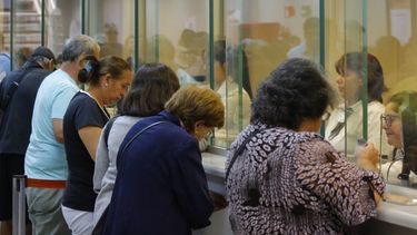 Sexto retiro: Solo 11% separa a quiénes están a favor y en contra, según Research Chile