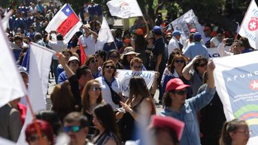 Gobierno y mesa del sector público acuerdan reajuste del 2,5% pese a rechazo de la Confusam y Colegio de Profesores
