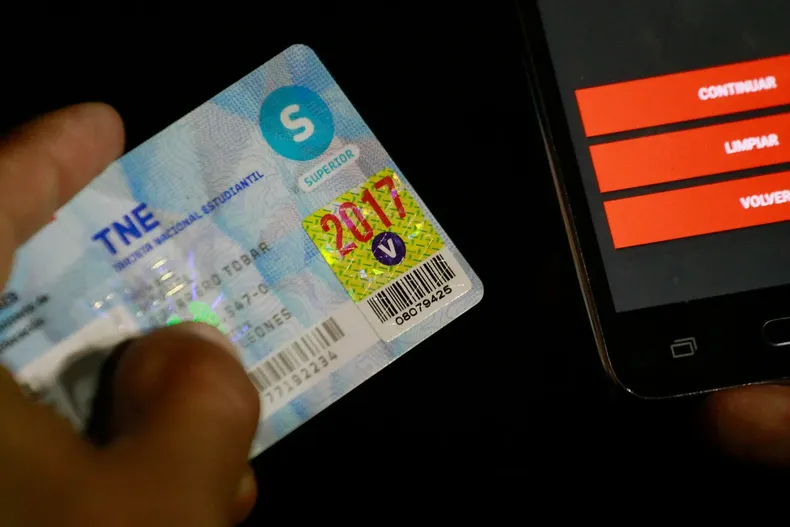 20459 a uno 786964.webp