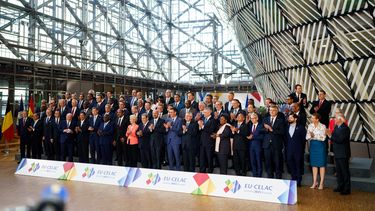 Austria se opone a Tratado de Libre Comercio entre UE y Mercosur: Menos con Chile y Brasil