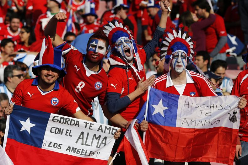 hinchas scaled.jpg