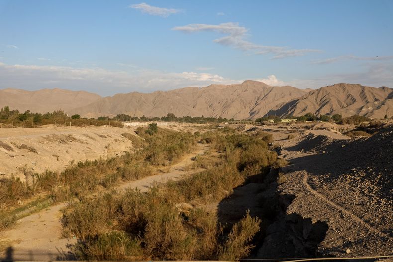 Rio Copiapo scaled.jpg