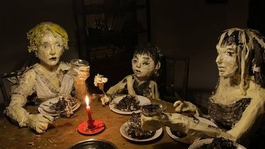La Casa Lobo: Llega a salas aclamado cuento de terror en stop motion inspirado en Colonia Dignidad