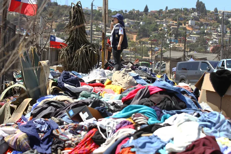 14299 ropa usada.webp