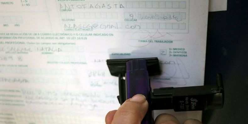 Corte Suprema revoca fallo de Corte de Apelaciones y valida destitución por uso indebido de licencia médica / Agencia Uno