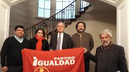 Partido Igualdad entrega apoyo a Maduro en la previa de las elecciones y se distancia de parte del FA en el tema Venezuela