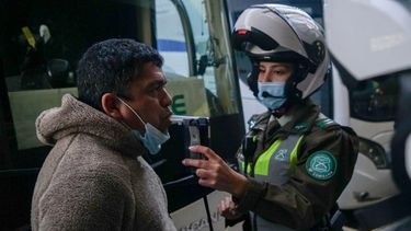 Proponen controles preventivos de alcohol y drogas a conductores de empresas de transportes