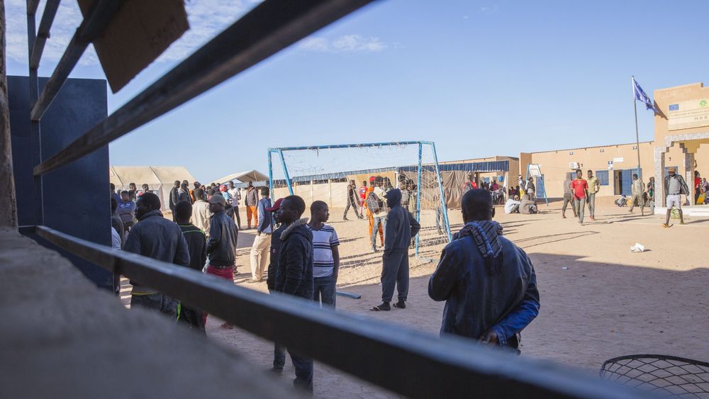 Tumbas de arena en el Sáhara: la migración africana a Europa