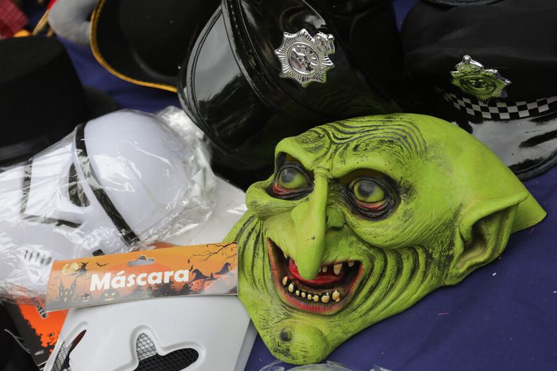 halloween intensifican fiscalizacion y aparecen los disfraces mas populares para este ano.jpg