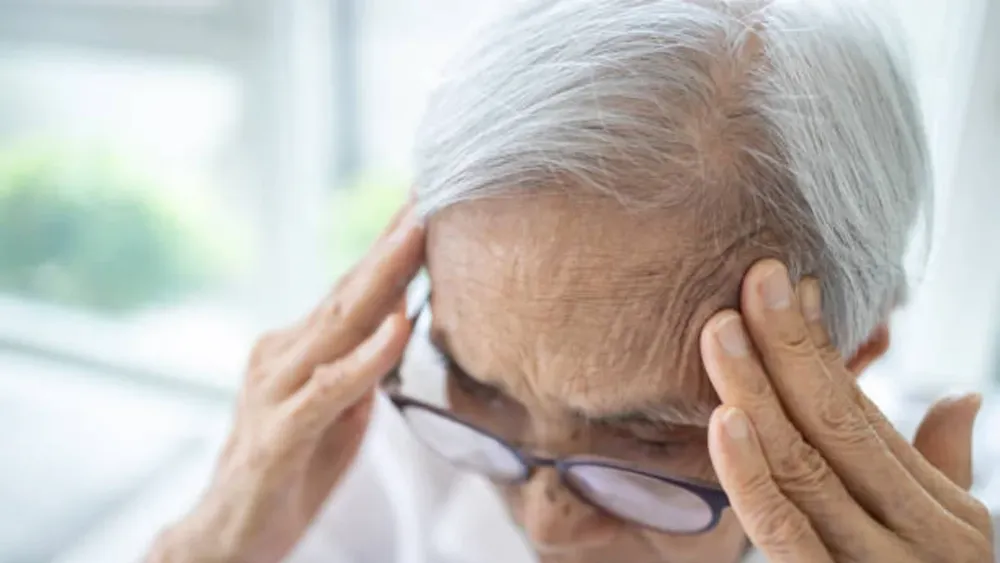 Cómo iniciar la rehabilitación tras un ACV: Las 4 prácticas que disminuyen el daño cognitivo y sensorial en pacientes