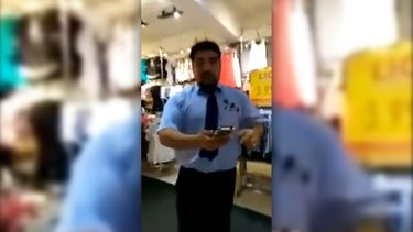 Funan a guardia de tienda que tenía en su celular más de 60 imágenes de mujeres que se cambiaban de ropa en probador