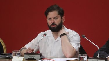 Oficialistas por AC contra Boric: Acusan a RN de instalar cortina de humo y sacar ventaja política