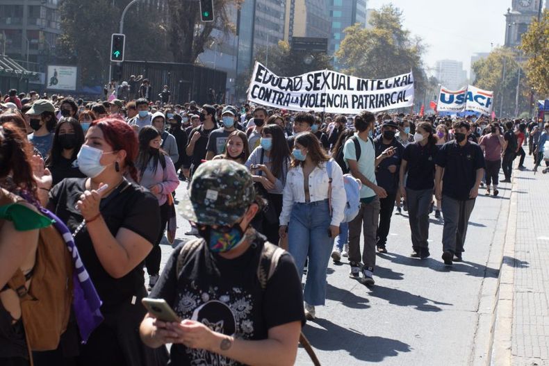 A_UNO_1360443 e1648430548907.jpg