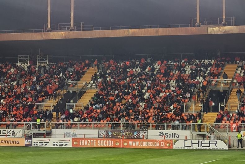 Imagen referencial Estadio Municipal de Calama donde Cobreloa hace de local @Cobreloa_SADP.jpg
