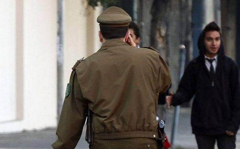 carabinero baleado.jpg