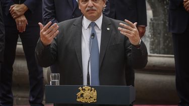 Gobierno de Argentina dará $40.000 a jóvenes para que se lo gasten en cultura