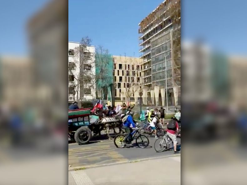 Carretonero atropella a ciclistas.jpg