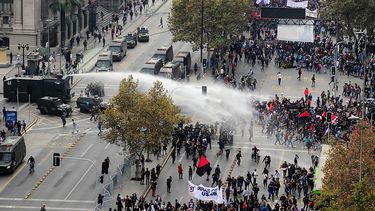 El Desconcierto | Marcha estudiantil por el fin del CAE mayo de 2017.jpg