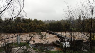 Río atmosférico previo al 18: Cuatro regiones afectadas con lluvias e inundaciones