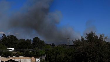 Alerta Roja por incendios forestales: Senapred ordena evacuar zonas de Quilpué y Santo Domingo