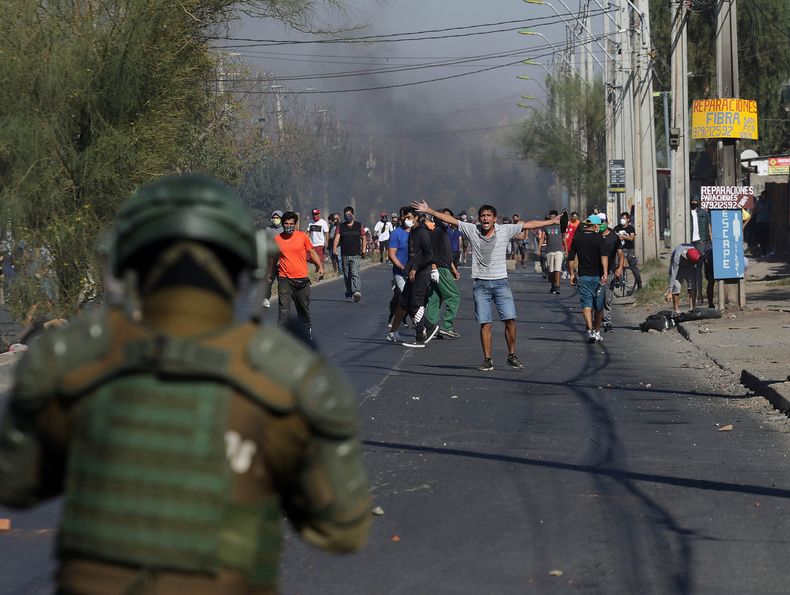 A_UNO_1183950 1 scaled.jpg