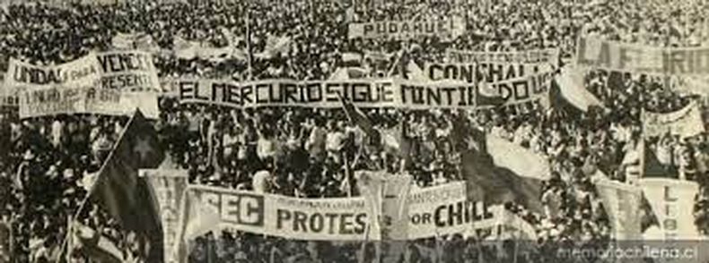 Primera Protesta Nacional 11 de mayo de 1993.jpg