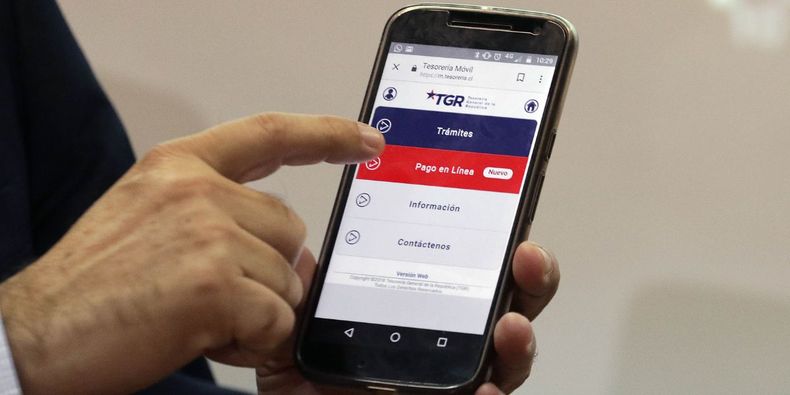Deudora logró frenar cobro de deuda CAE impulsado por TGR / Agencia Uno