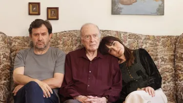 “Aquí me bajo yo”: La obra de humor que protagoniza Jaime Vadell y que aborda el cuidado familiar en la vejez