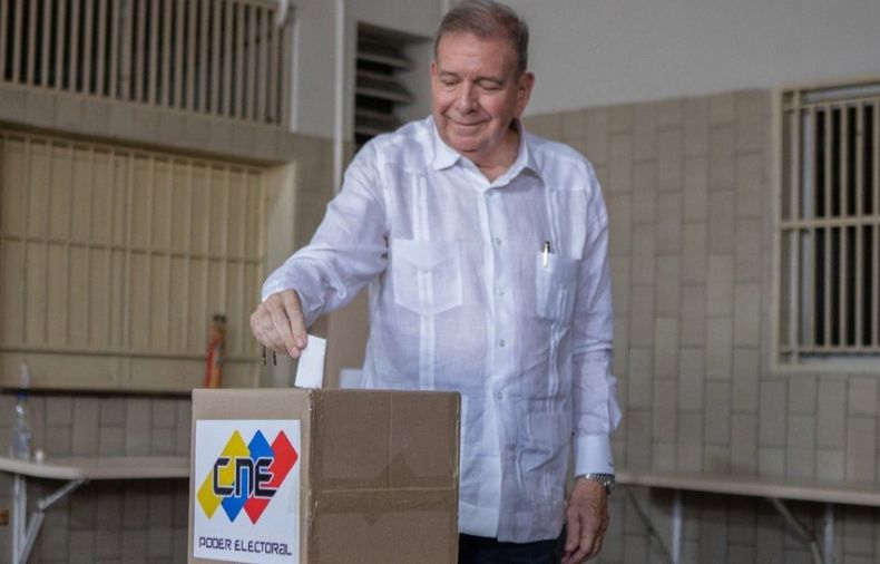 2575 edmundo gonzalez.jpg