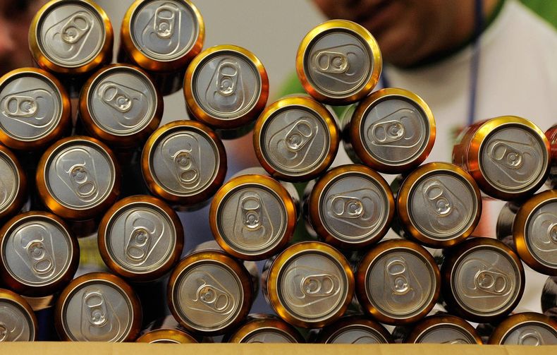 Chile quiere aumentar el reciclaje de latas de aluminio - Agencia Uno