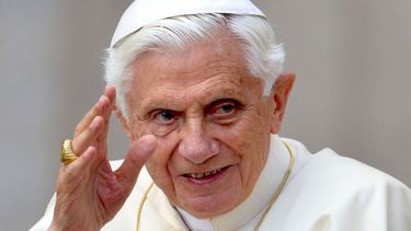 Benedicto XVI dispara contra el matrimonio homosexual y la dictadura mundial de ideologías aparentemente humanistas