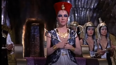 Listailor made in Chile entra en disputa legal con representantes de la diva del cine