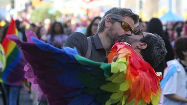Marcha del Orgullo llega en medio de conmemoración por 25 años de despenalización de homosexualidad