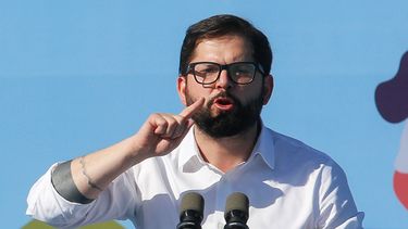 Presidente Boric: “Hay organizaciones de ultraderecha difundiendo noticias falsas”